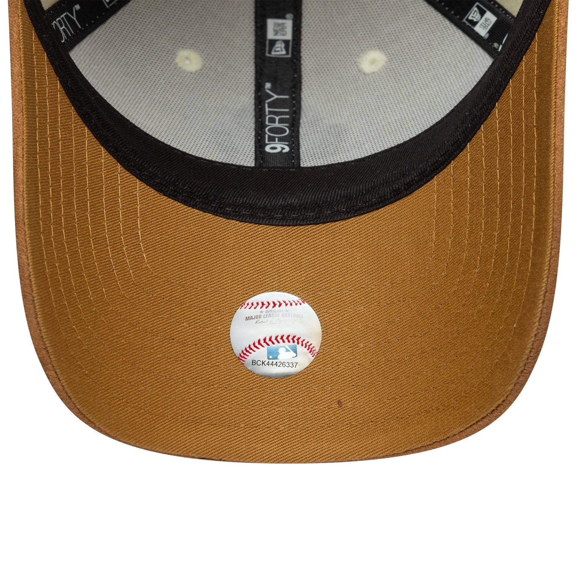 New York Yankees Womens Faux Suede 9Forty Strapback MLB Vintage Snapback Baseball Cap Adjustable Streetwear Hat